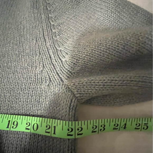 Zara Gray and Green Wool blend Sweater, size L - Picture 4 of 6